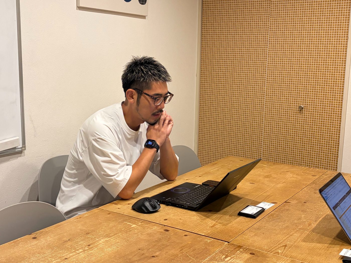 インタビューの様子